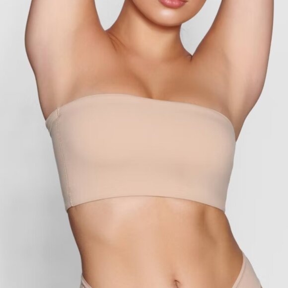 Skims - Nude bandeau - Picture 1 of 4